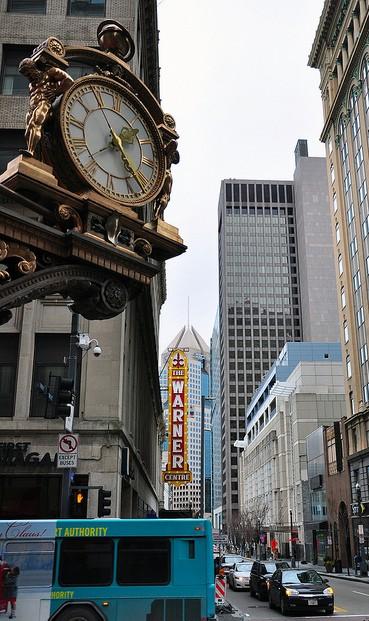 The Kaufmann's Clock