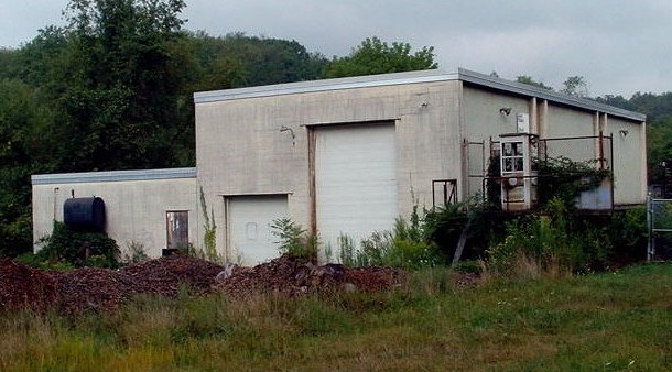 The Transit Expressway North Station in 2008.
The building is now a County storage facility.