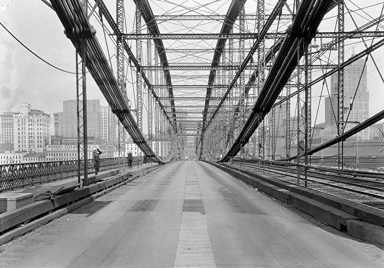 The Smithfield Street Bridge - 1933.