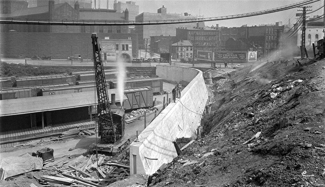 Retaining Wall Construction - 06/02/1927.