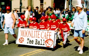 Carl Muller
 escorts Moonlight Cafe's boys team