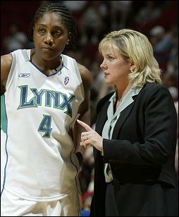 Coach Suzie McConnell-Serio