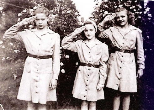 Resurrection School - Girl Scouts - 1945