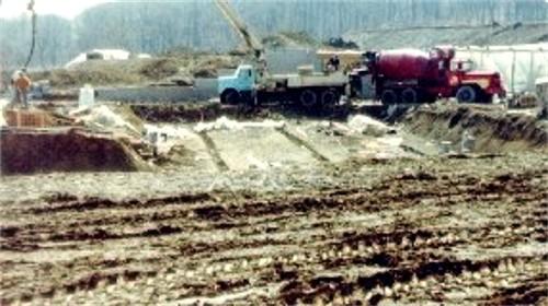 Picture of pool
 construction.