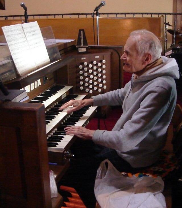 Church Organist Walter Kenna - 2008