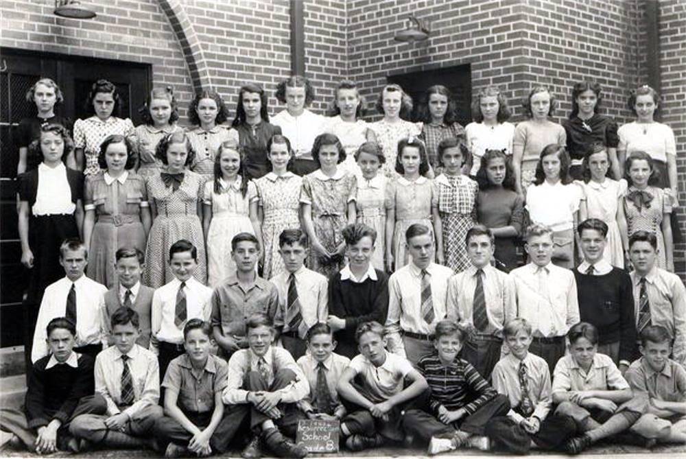 Resurrection Elementary Class of 1940