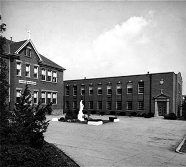 The old school building
and the new addition in 1954,
a year after completion.